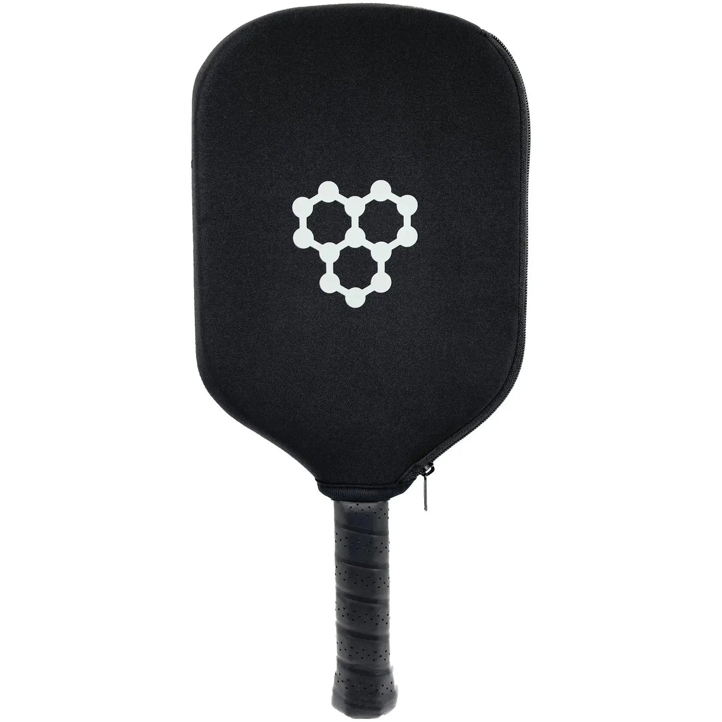 Pickleballracket med ett neoprenfordral med CRBN loggan.